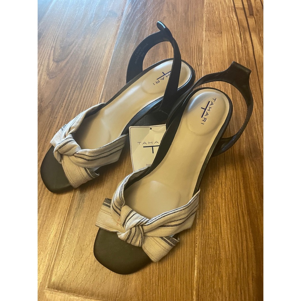 Tahari Paige sandals- New with Flaw